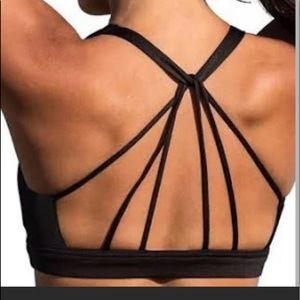Icyzone Strappy back sports bra Navy blue large wireless racerback athletic